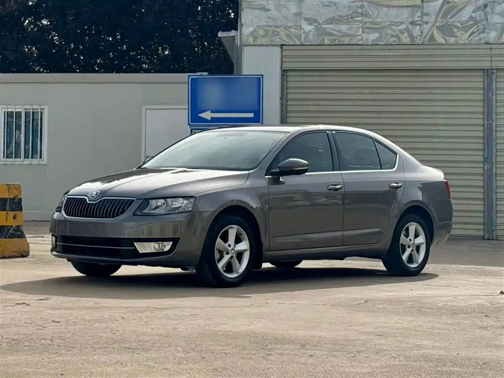 SKODA OCTAVIA 2015