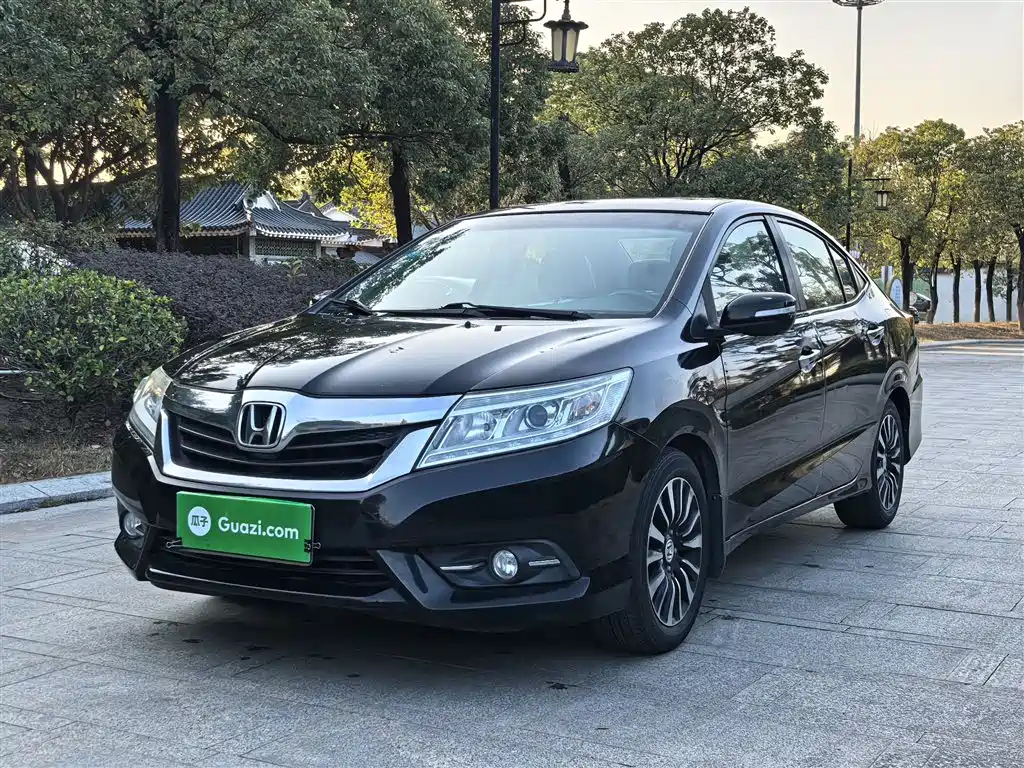 HONDA CRIDER 2013