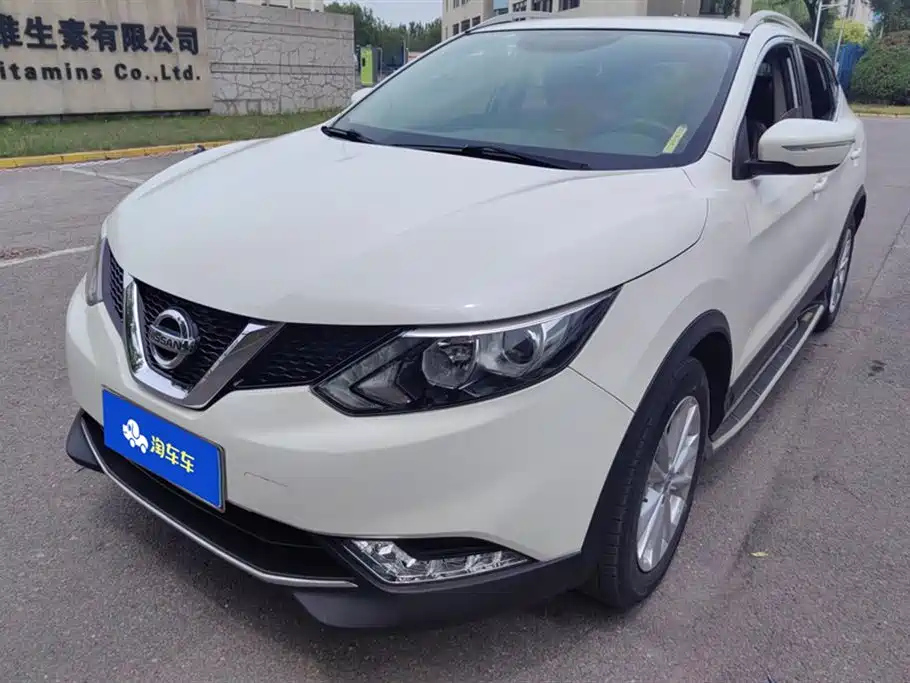 NISSAN QASHQAI 2016
