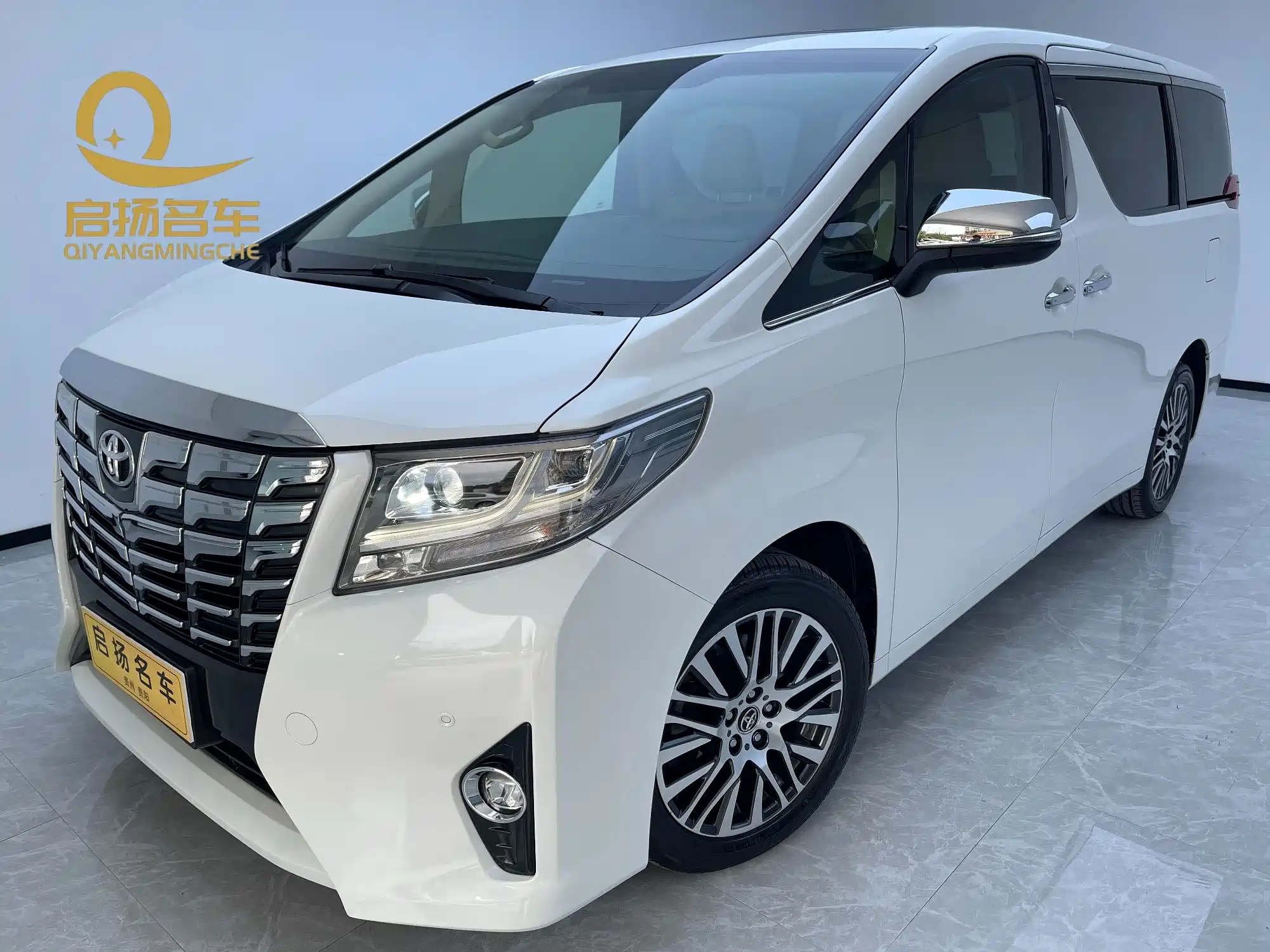 TOYOTA ALPHARD 2018