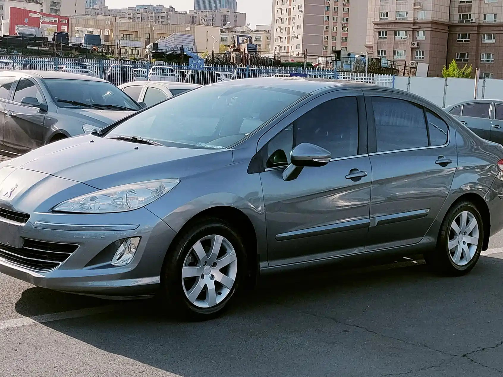 PEUGEOT 408 2013