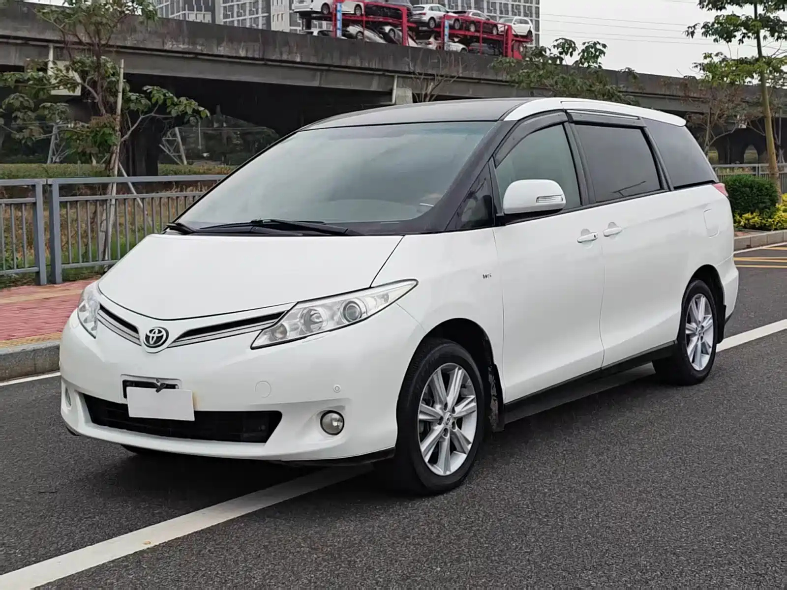 TOYOTA PREVIA 2006