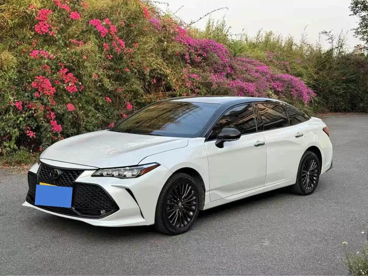 TOYOTA AVALON 2021