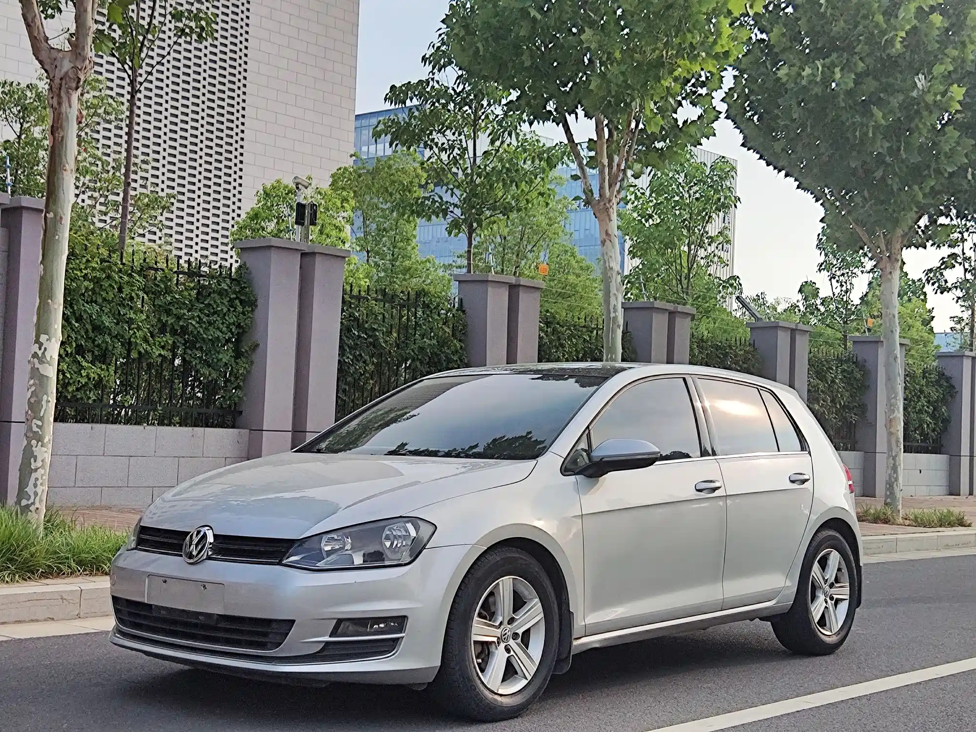 VOLKSWAGEN GOLF 2015