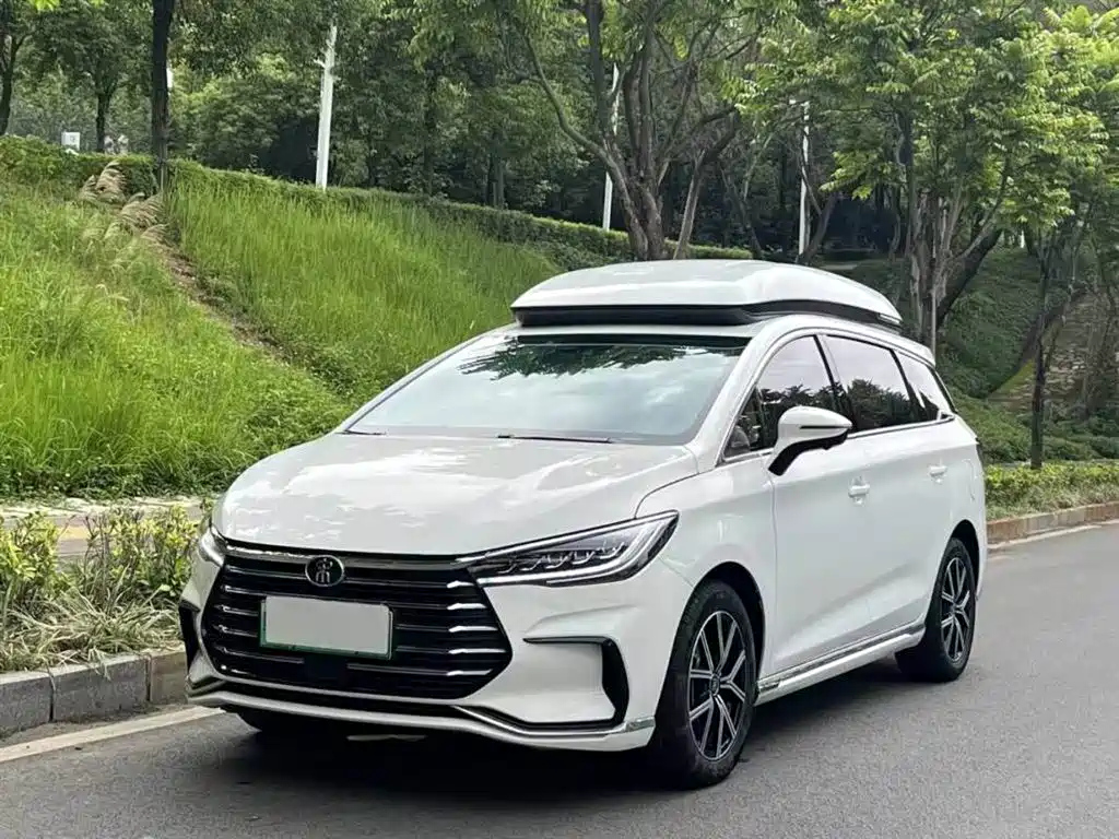 BYD SONG MAX NEW ENERGY 2022