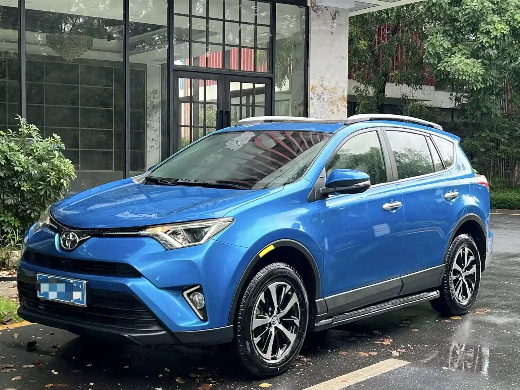 TOYOTA RAV4 RONGFANG 2016
