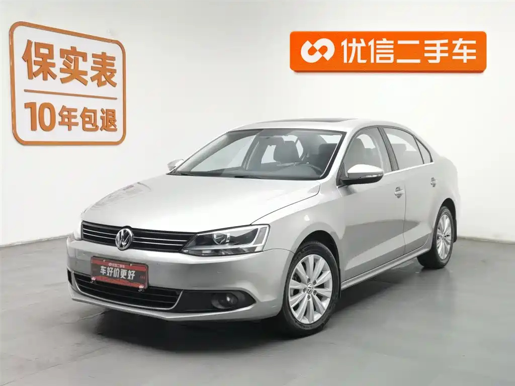 VOLKSWAGEN SAGITAR 2014
