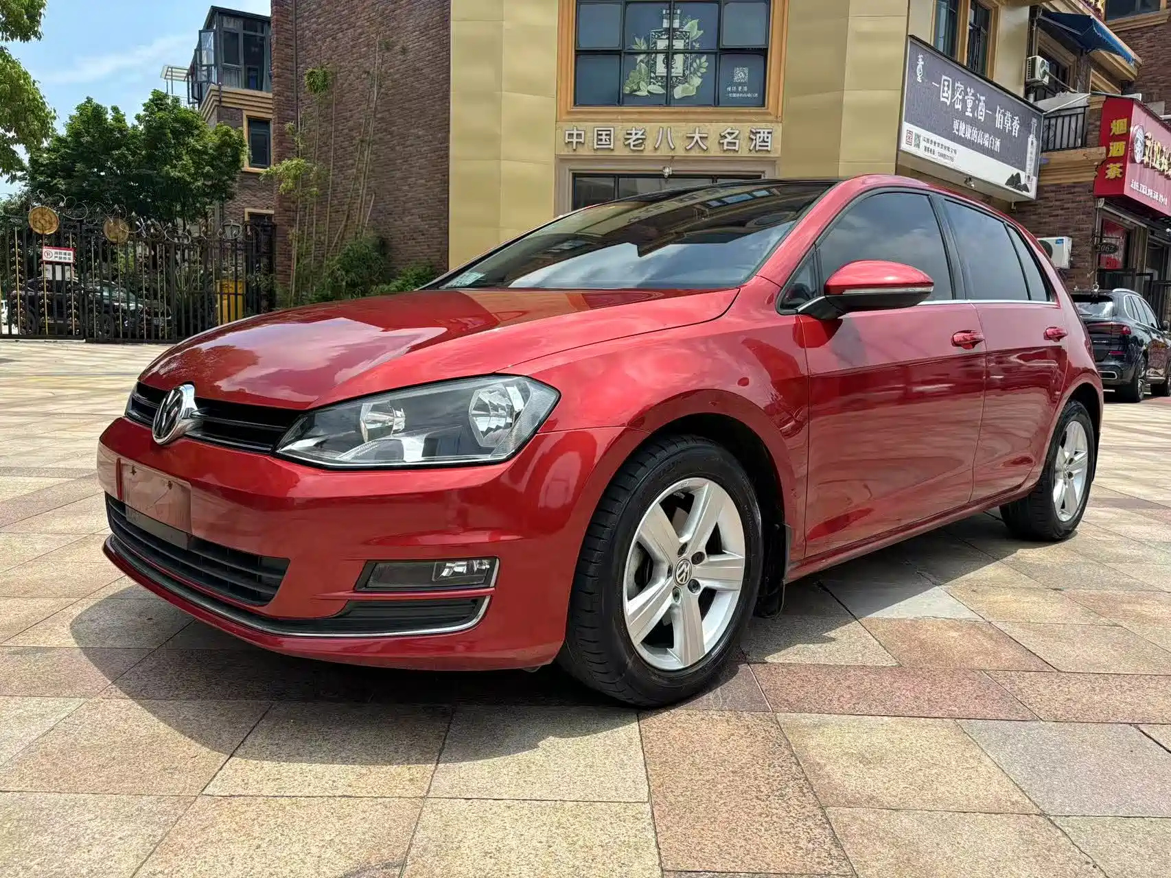 VOLKSWAGEN GOLF 2016
