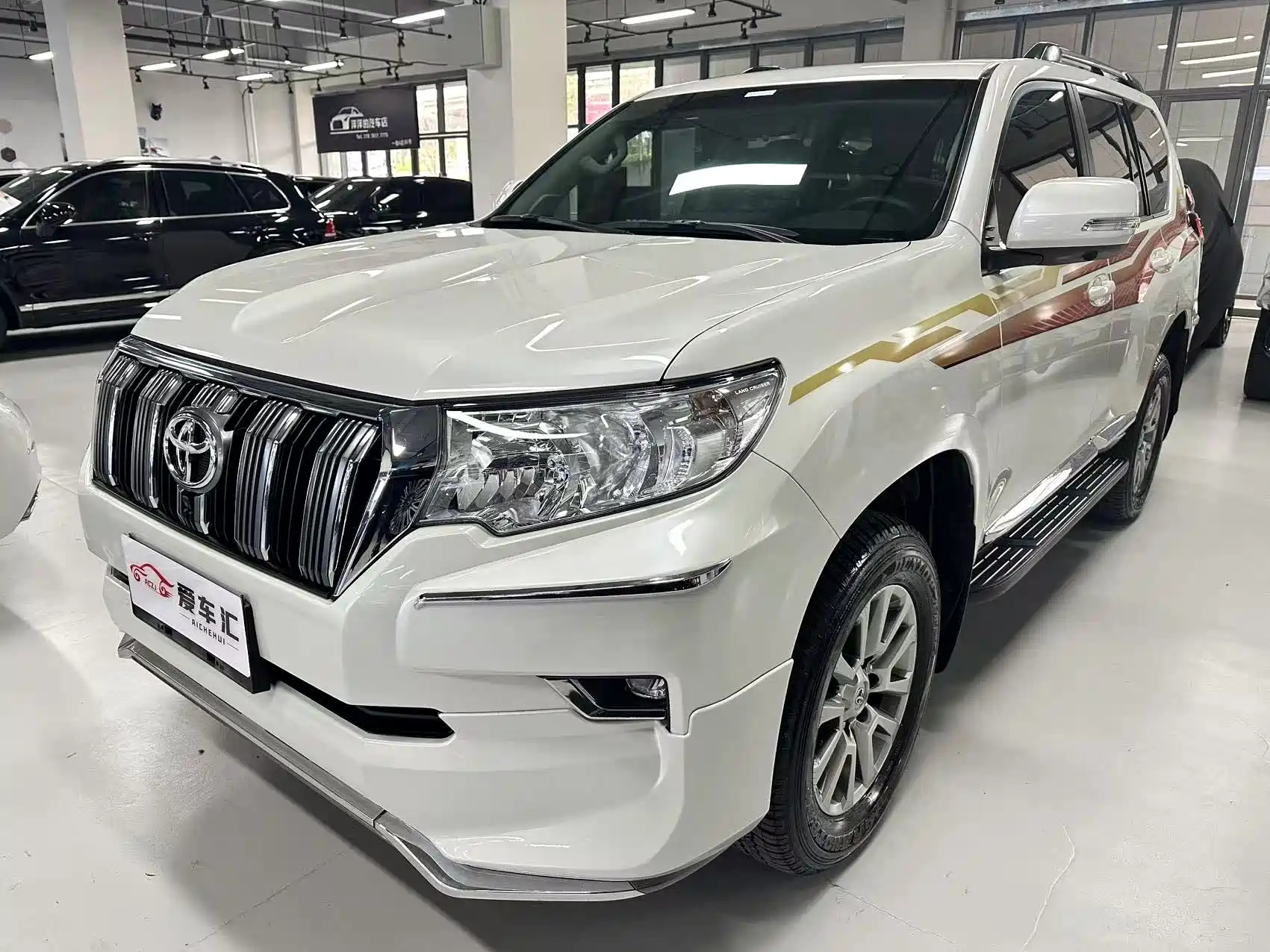 TOYOTA PRADO 2018