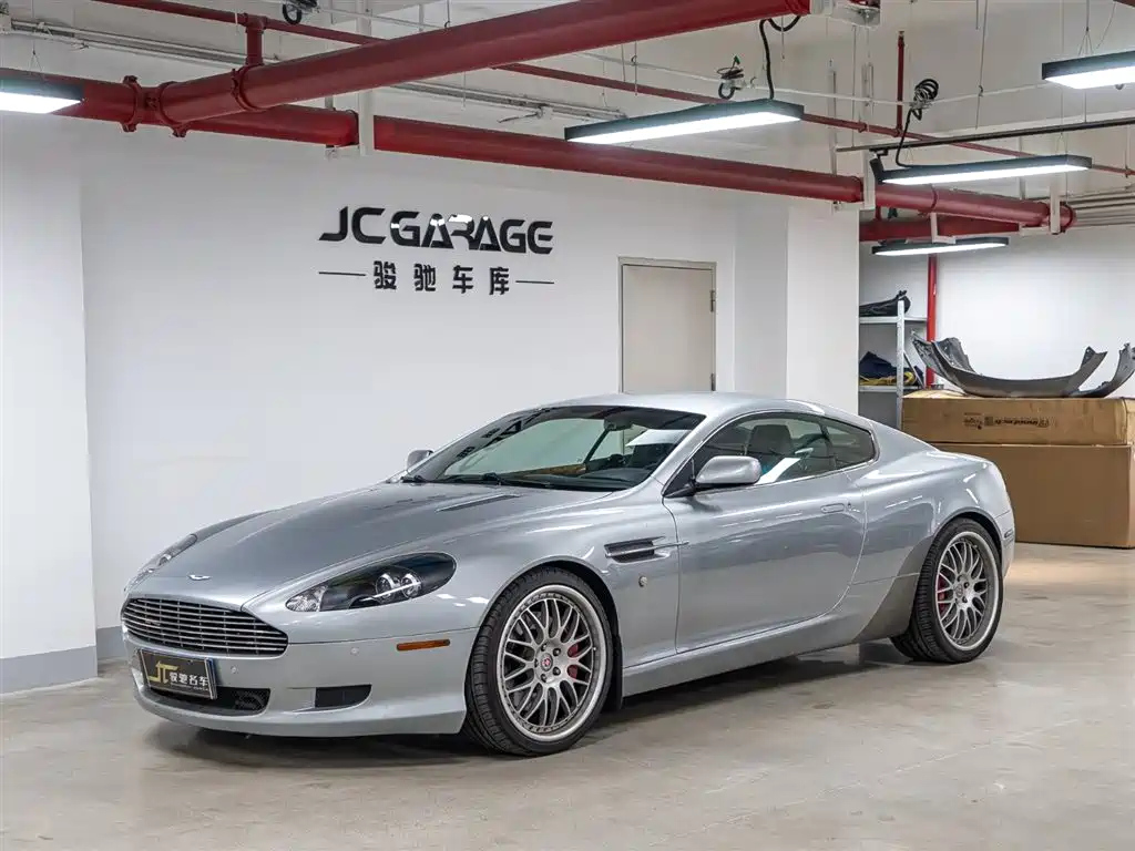 ASTON MARTIN DB9 2007