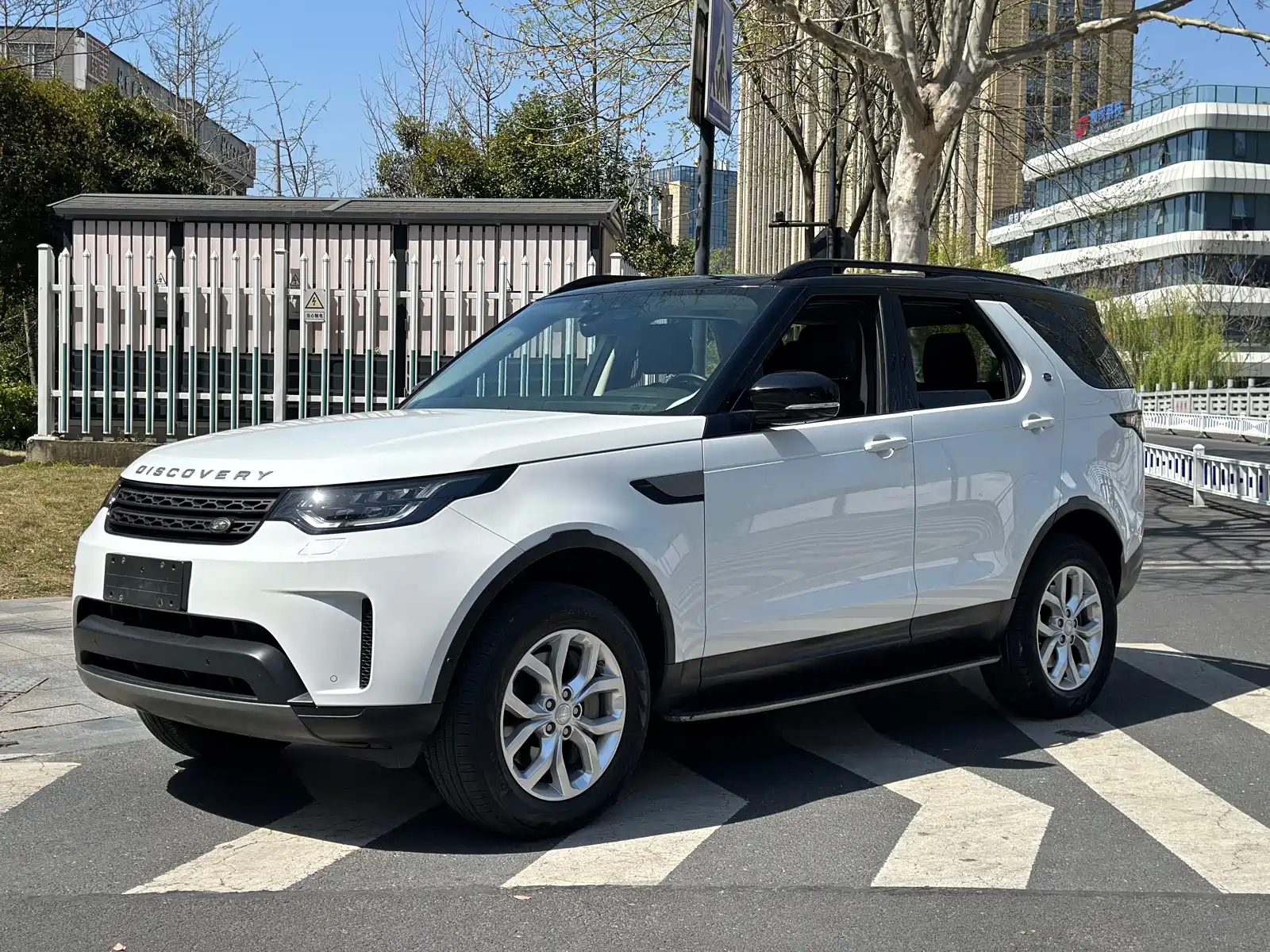 LAND ROVER DISCOVERY 2020