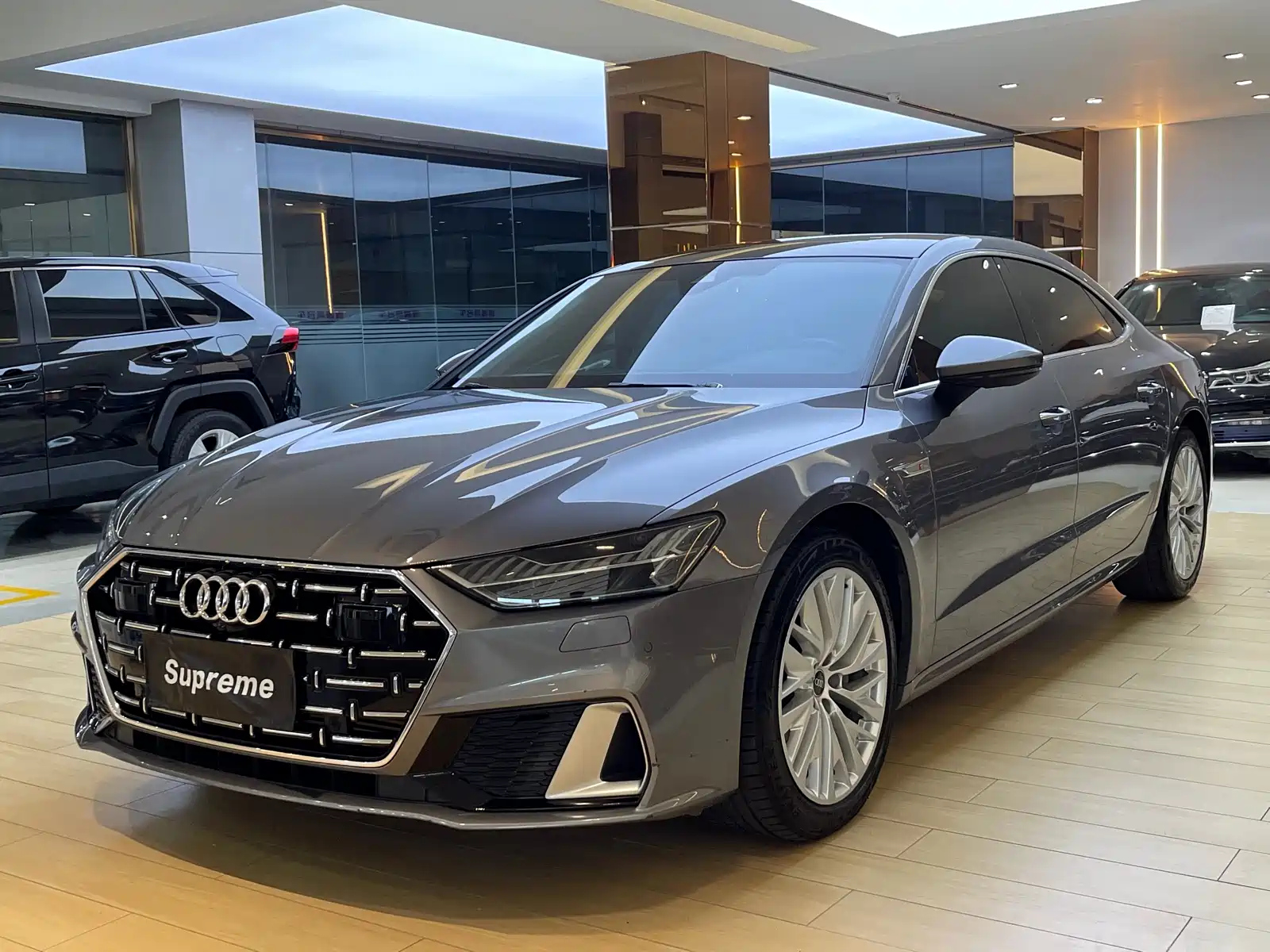 AUDI A7L 2024