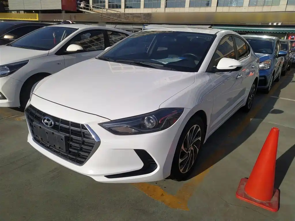 HYUNDAI ELANTRA 2020