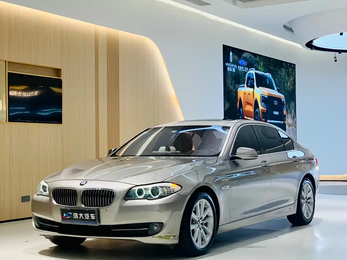 BMW 5-SERIES 2013