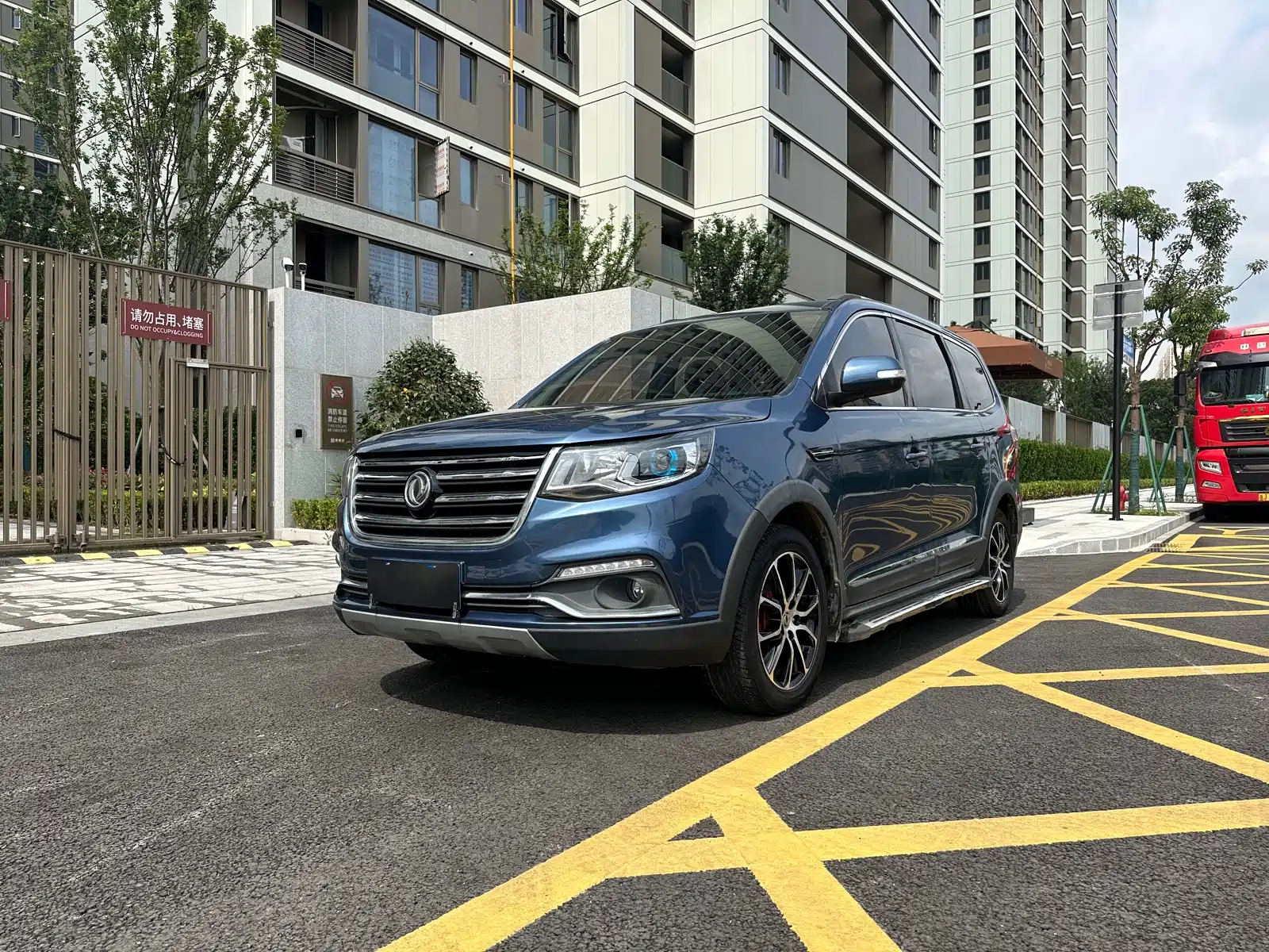 DONGFENG FORTHING SX6 2016