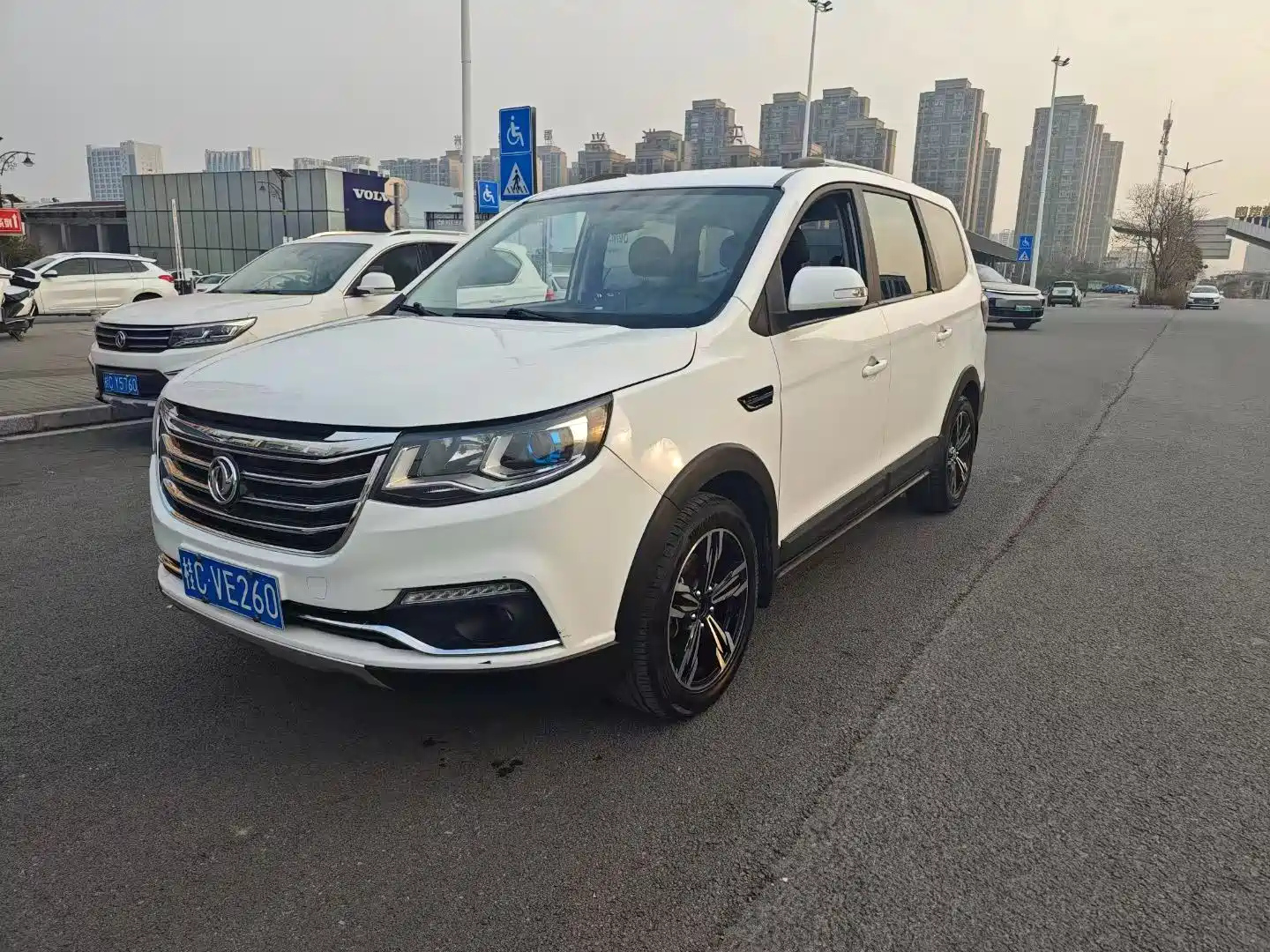 DONGFENG FORTHING SX6 2019