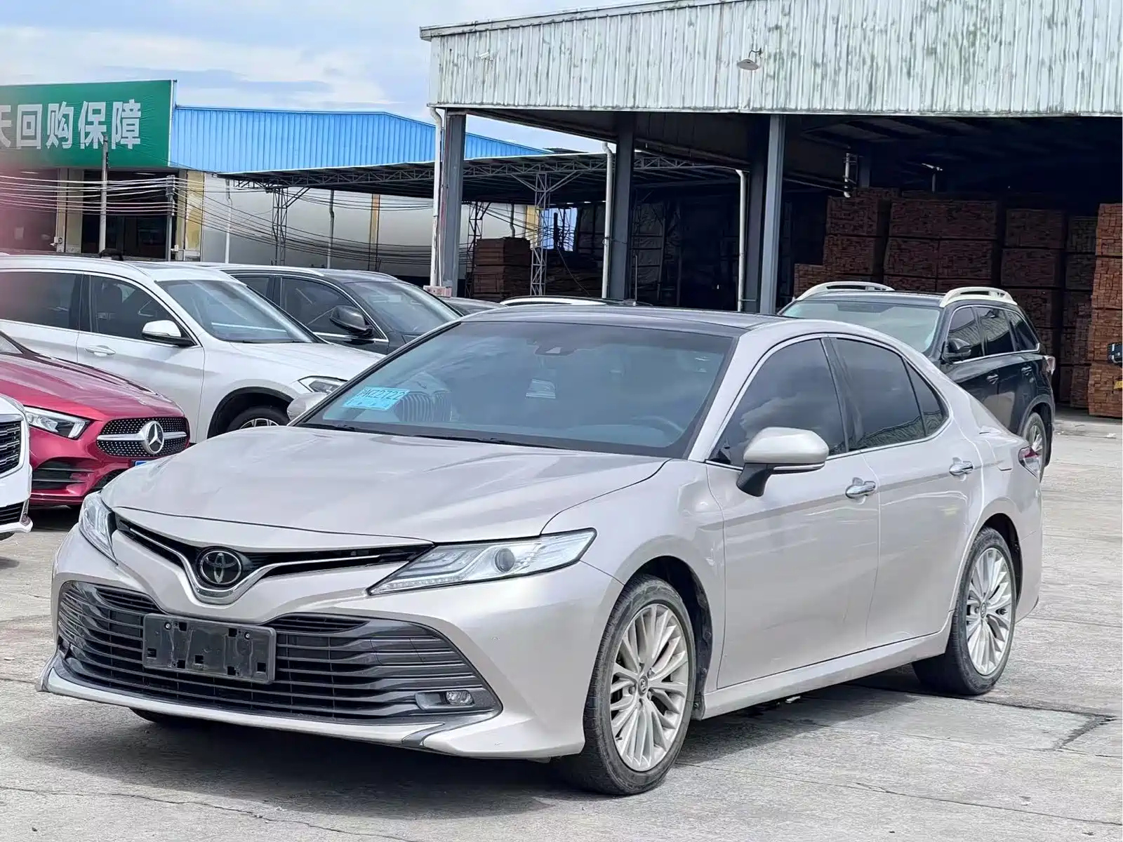 TOYOTA CAMRY 2019
