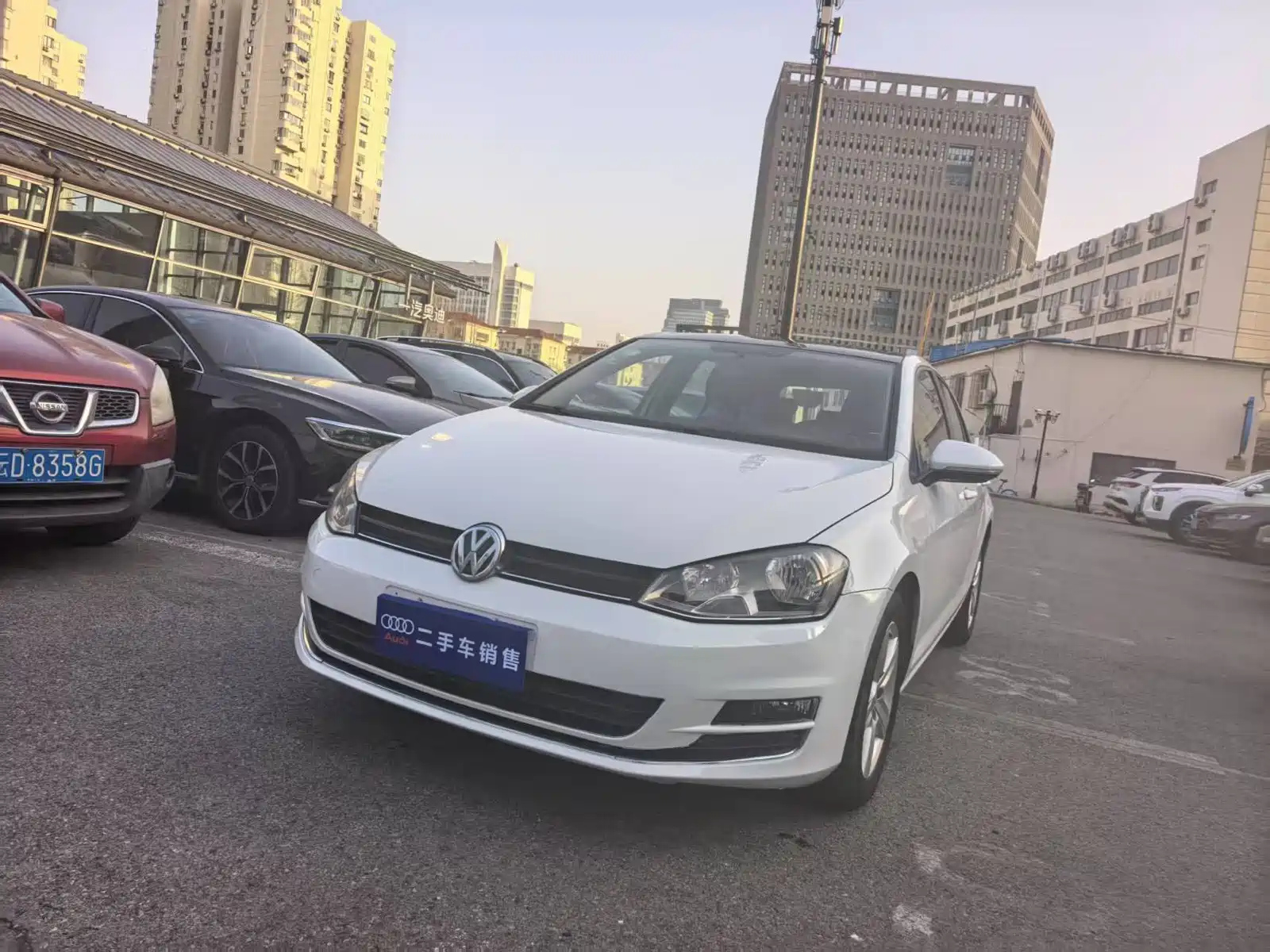 VOLKSWAGEN GOLF 2016
