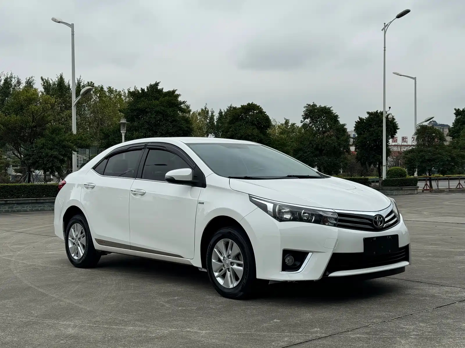 TOYOTA COROLLA 2014