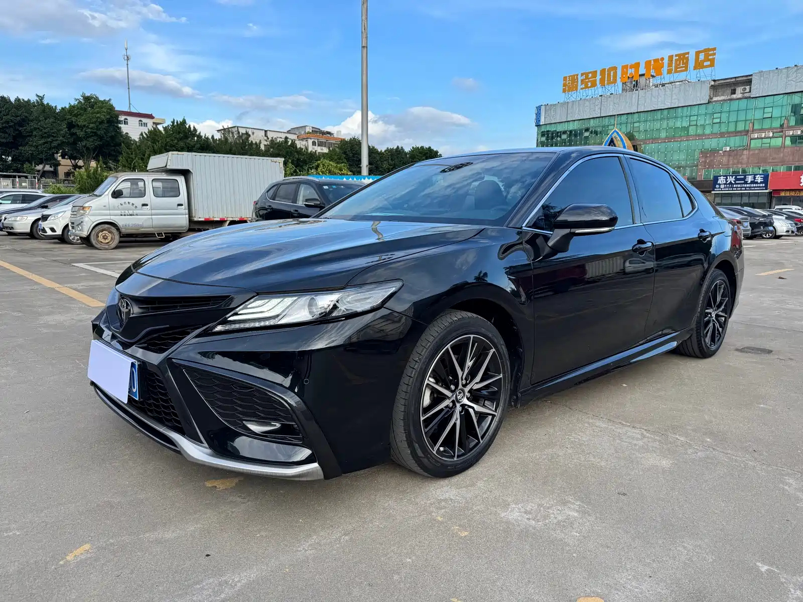 TOYOTA CAMRY 2021