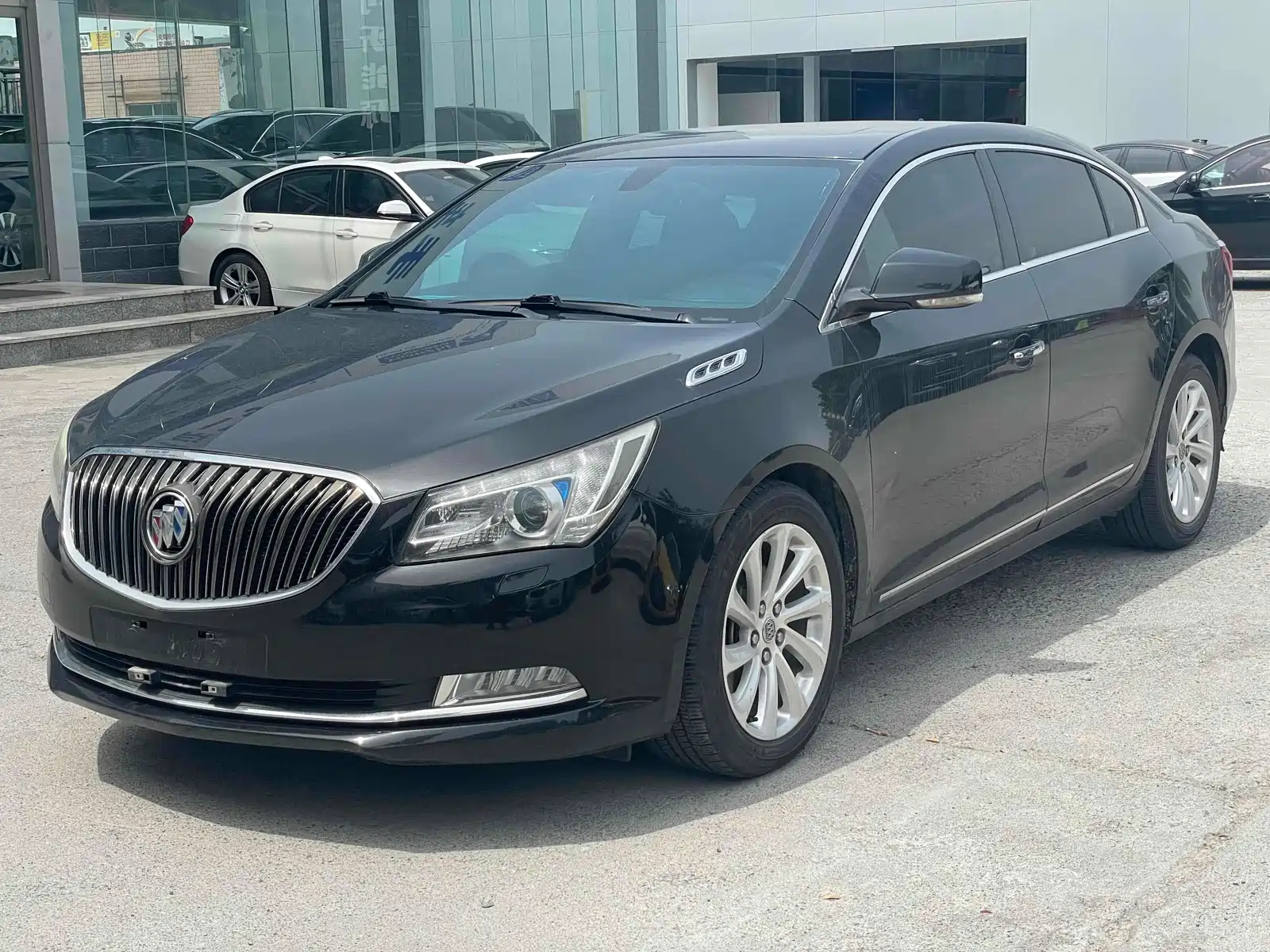 BUICK LACROSSE