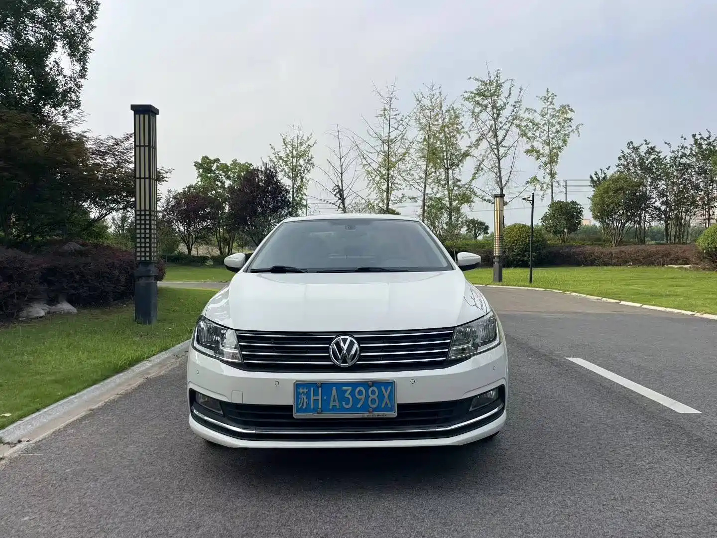 VOLKSWAGEN LAVIDA 2015