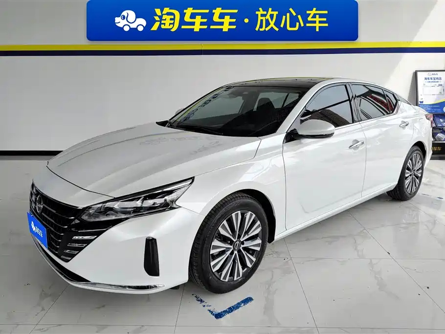 NISSAN TEANA 2022