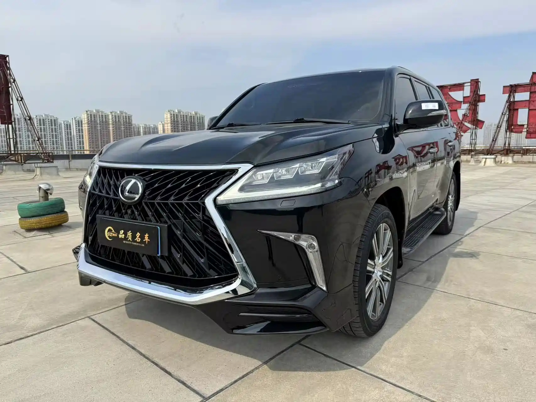 LEXUS LX