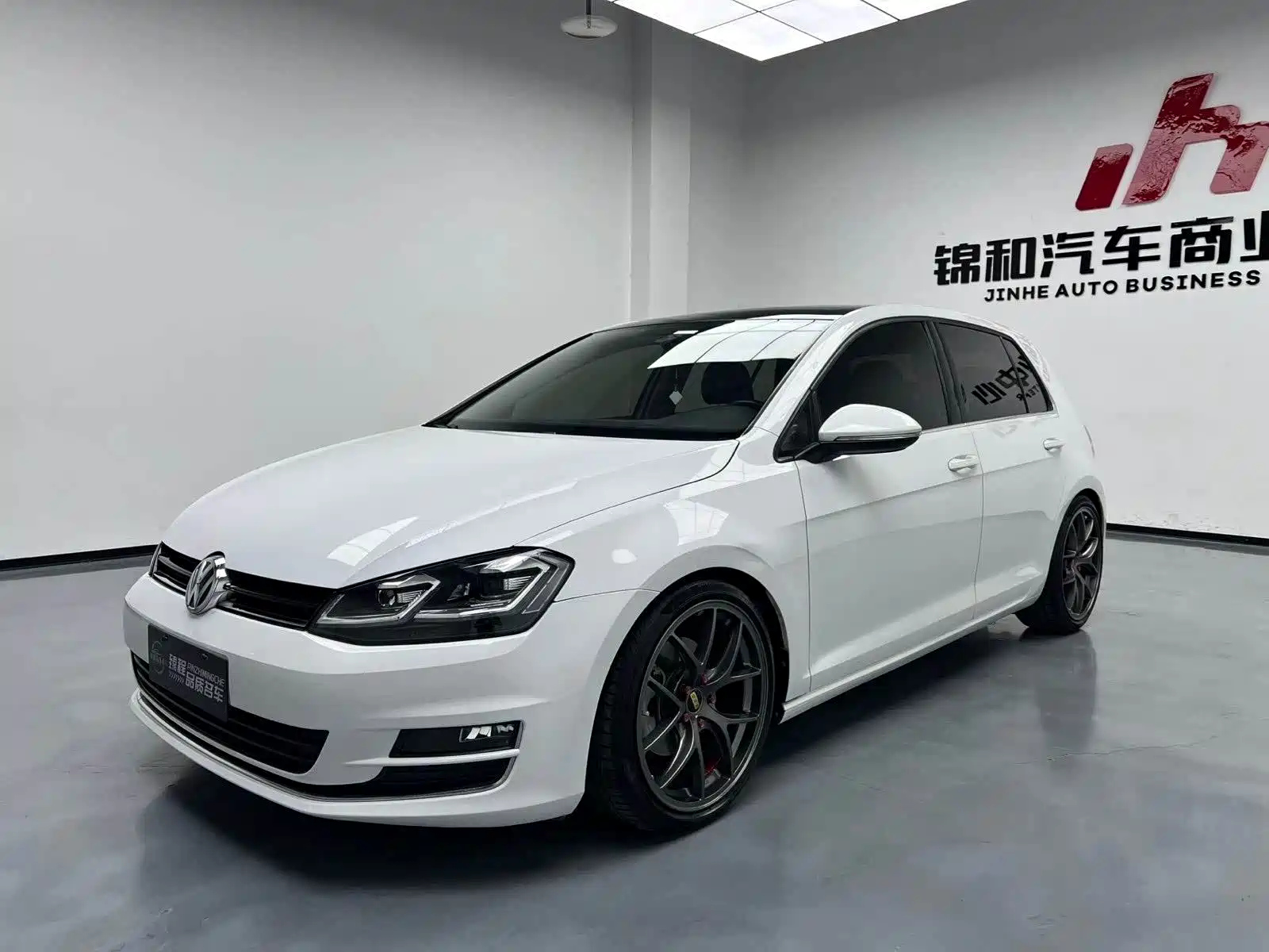 VOLKSWAGEN GOLF 2015