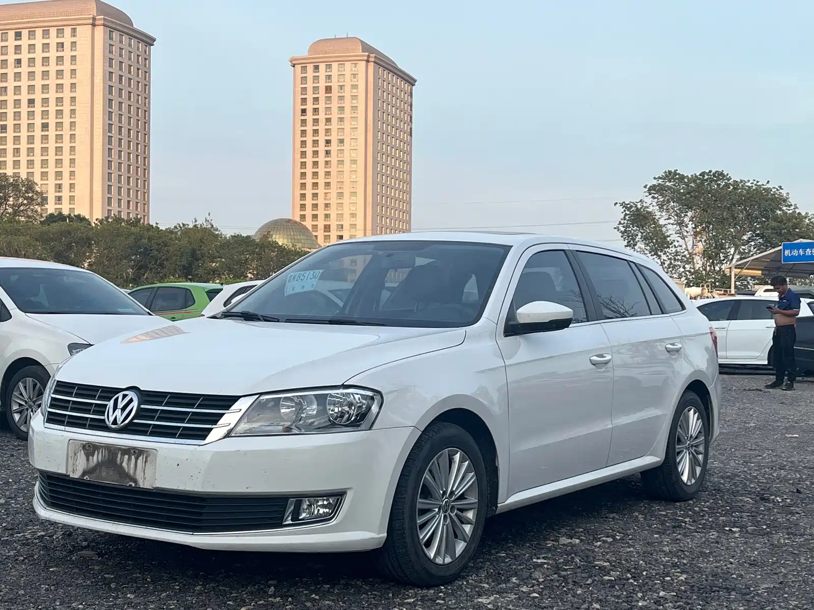 VOLKSWAGEN LAVIDA 2013
