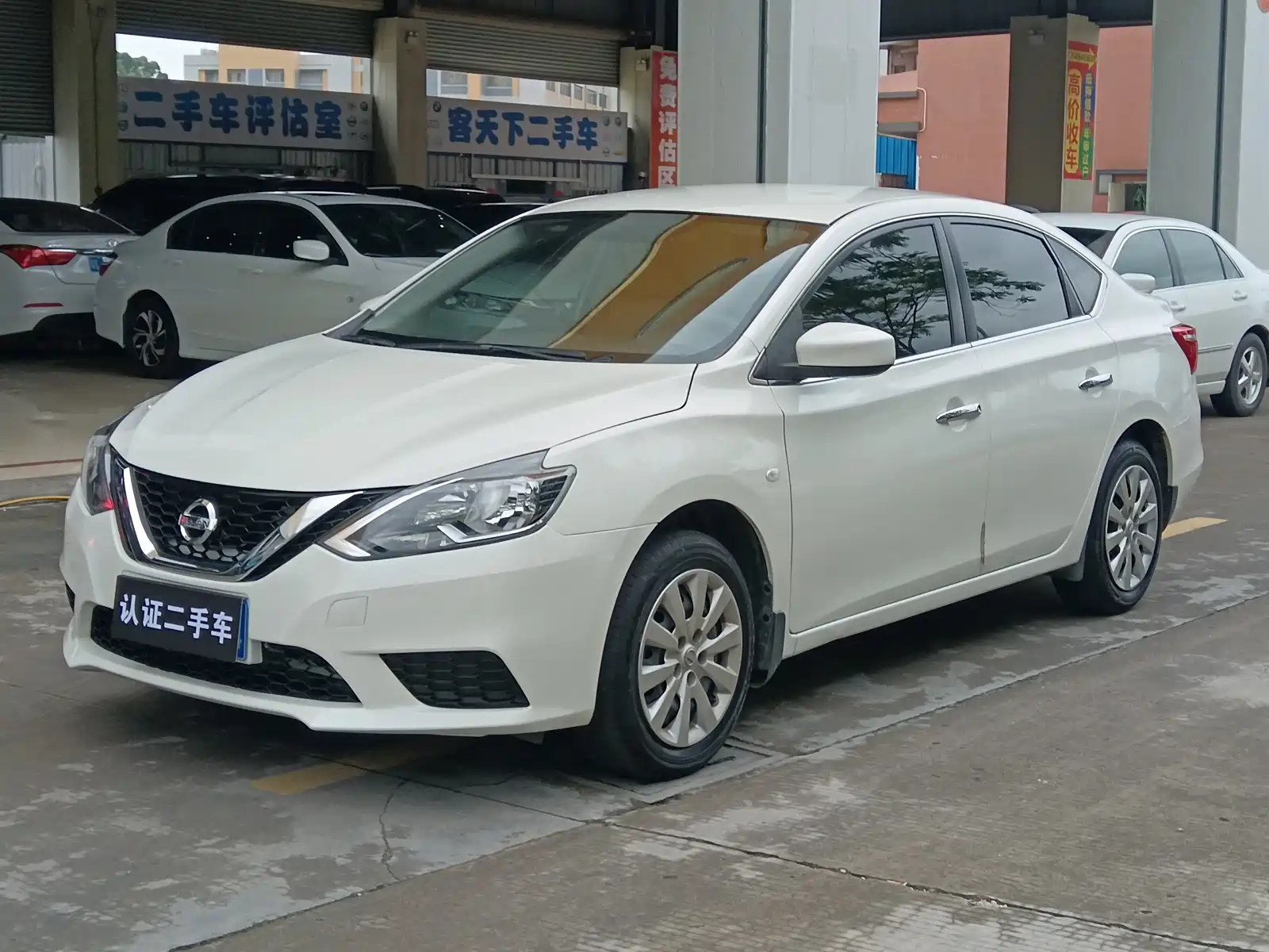 NISSAN SYLPHY 2019