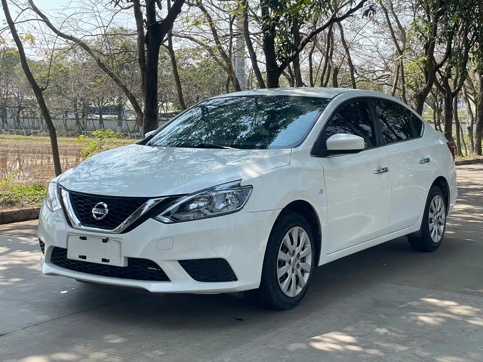NISSAN SYLPHY 2022