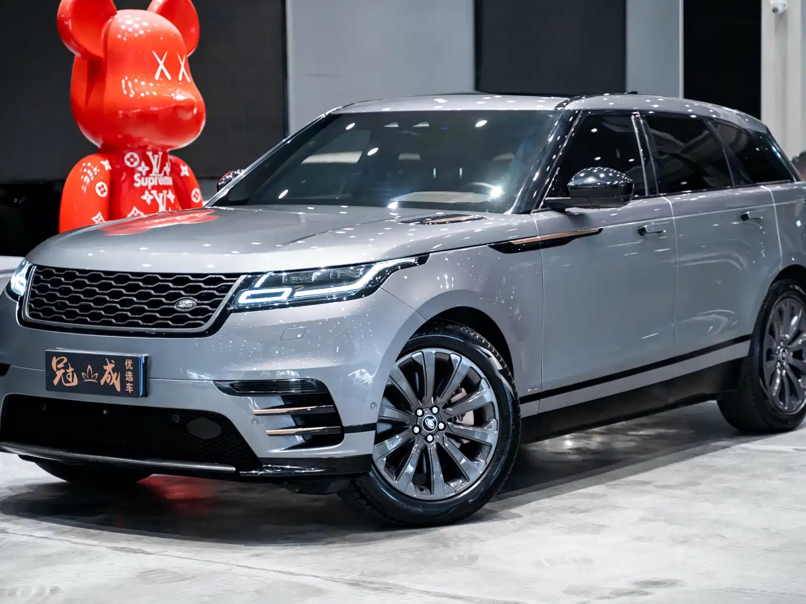 LAND ROVER RANGE ROVER VESSEL
