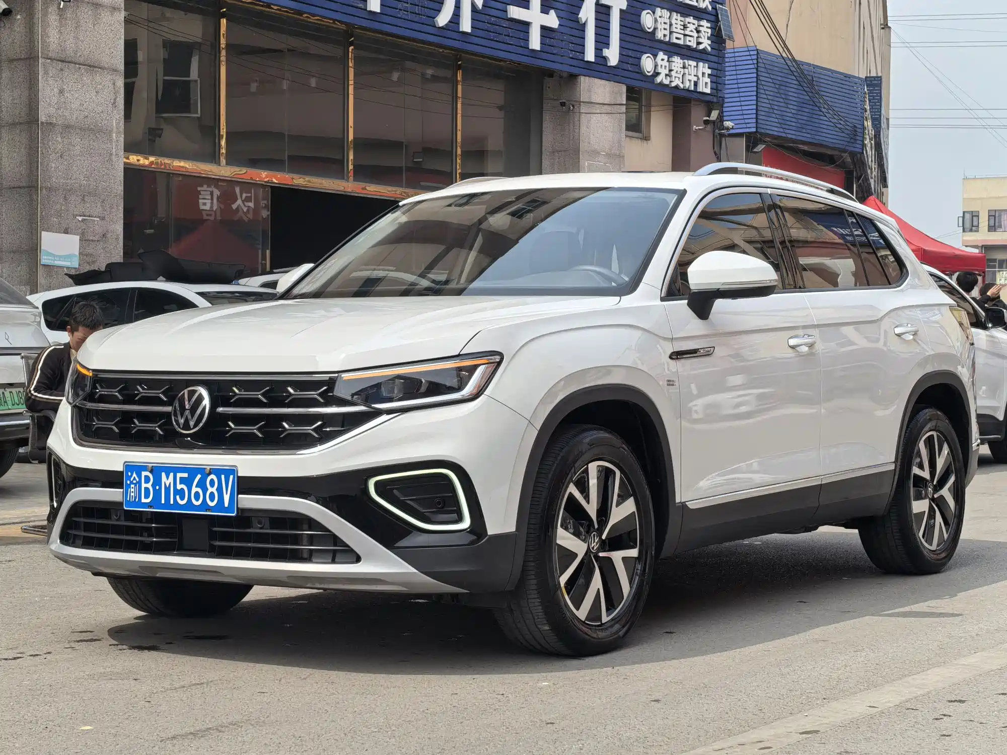 VOLKSWAGEN TAYRON 2023