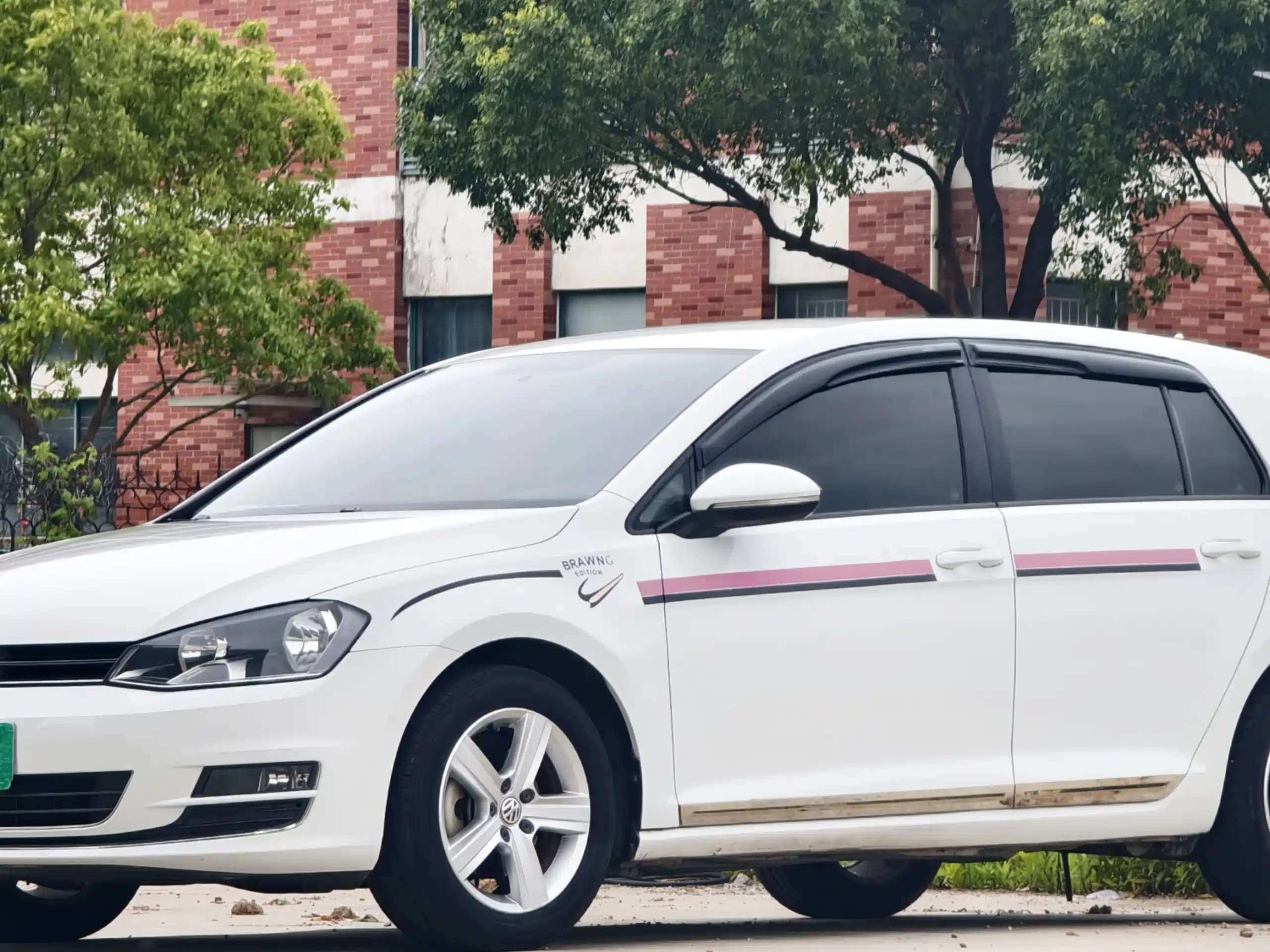 VOLKSWAGEN GOLF 2015