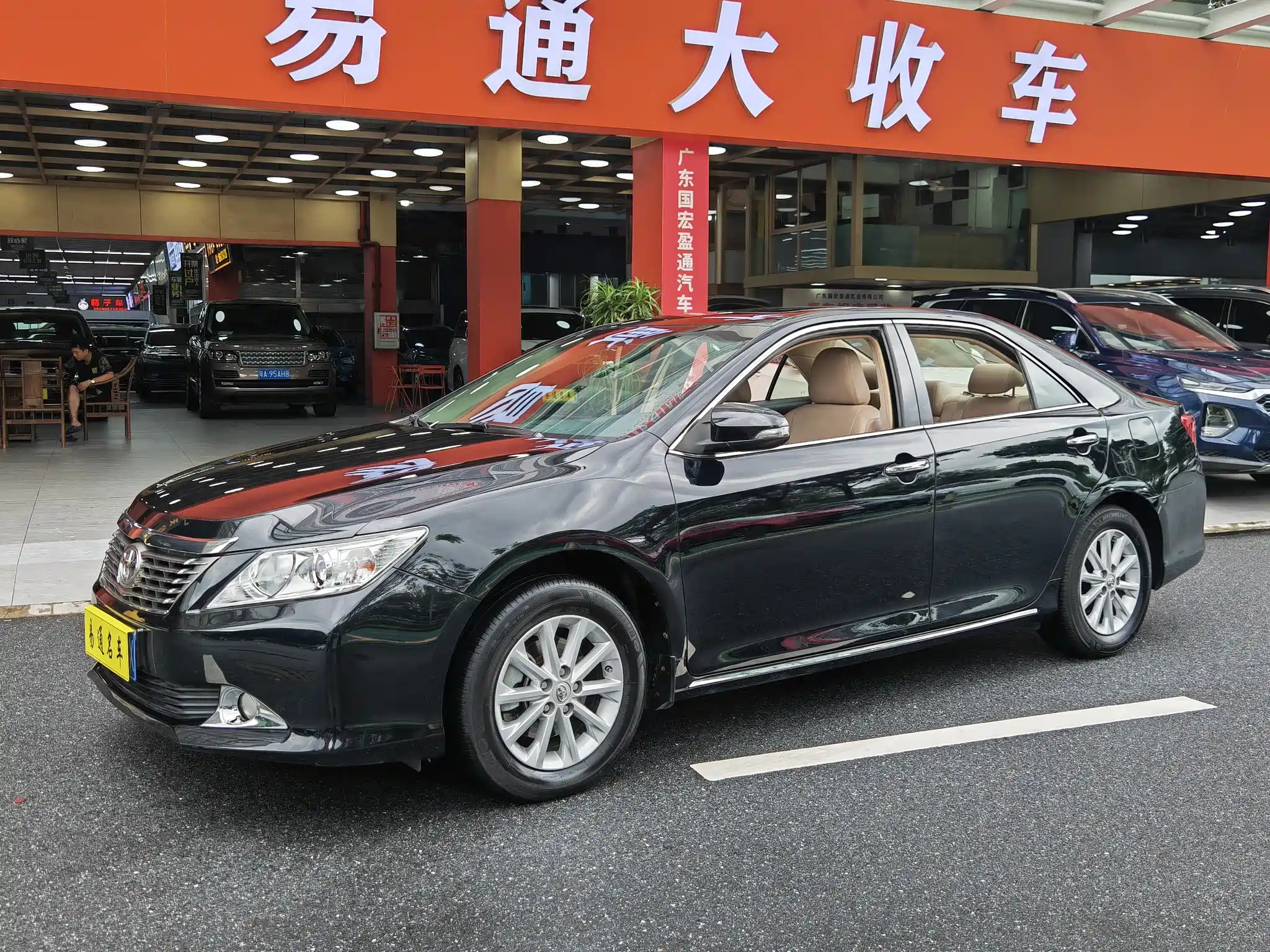 TOYOTA CAMRY 2013