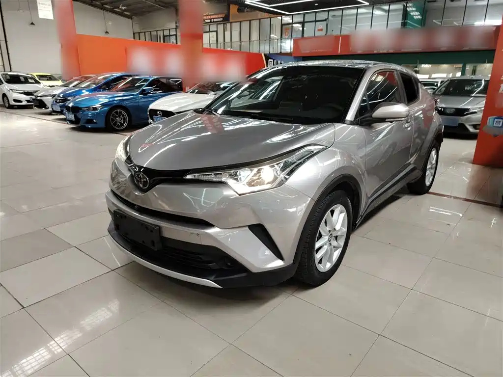 TOYOTA IZOA 2018