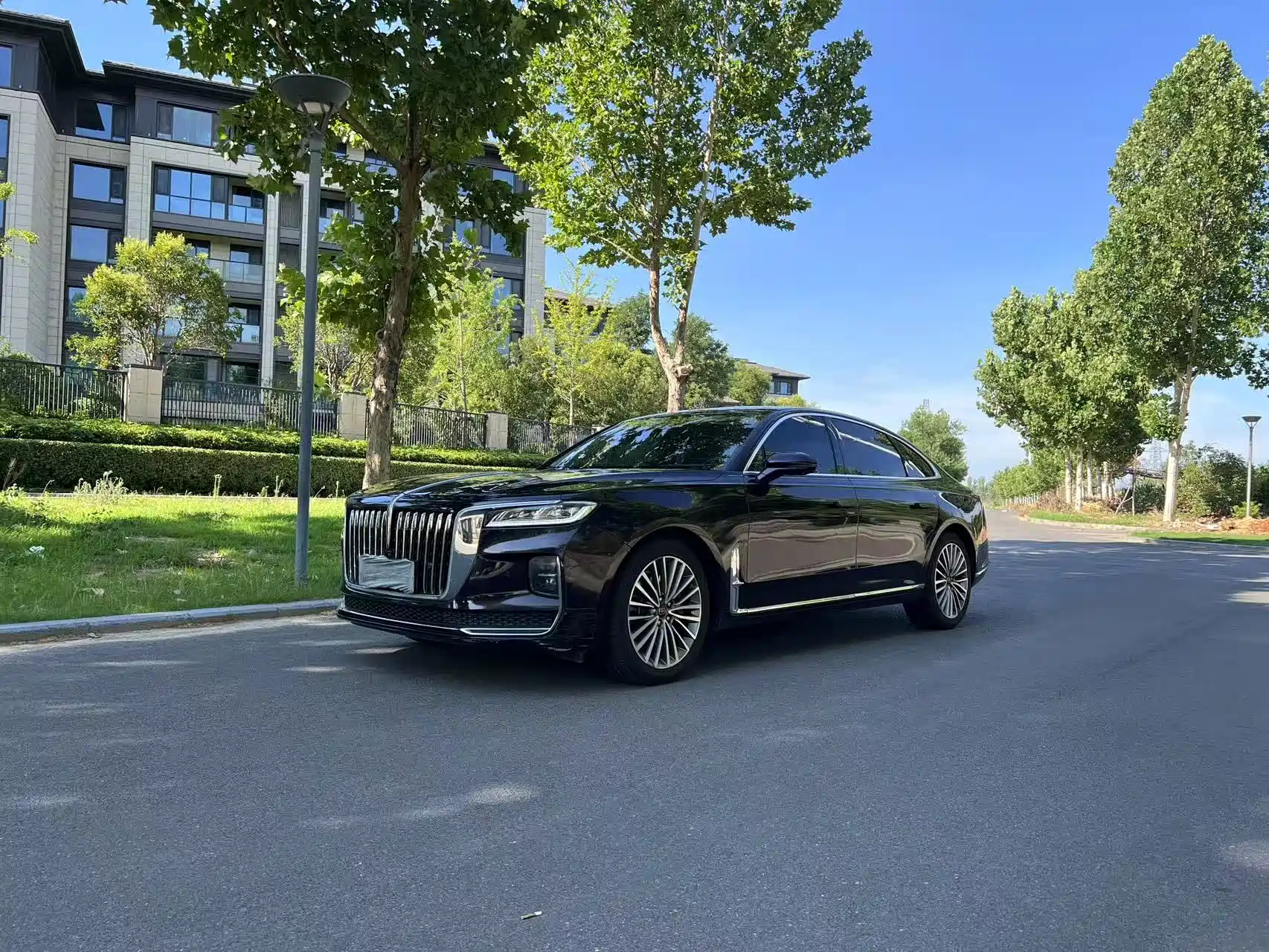HONGQI H9