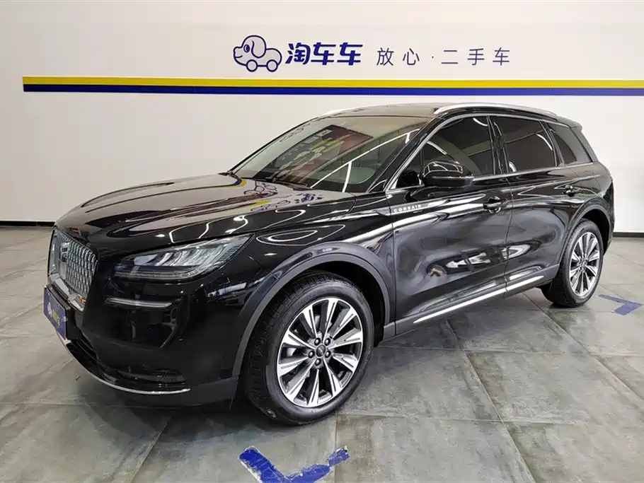 LINCOLN ADVENTURER 2022