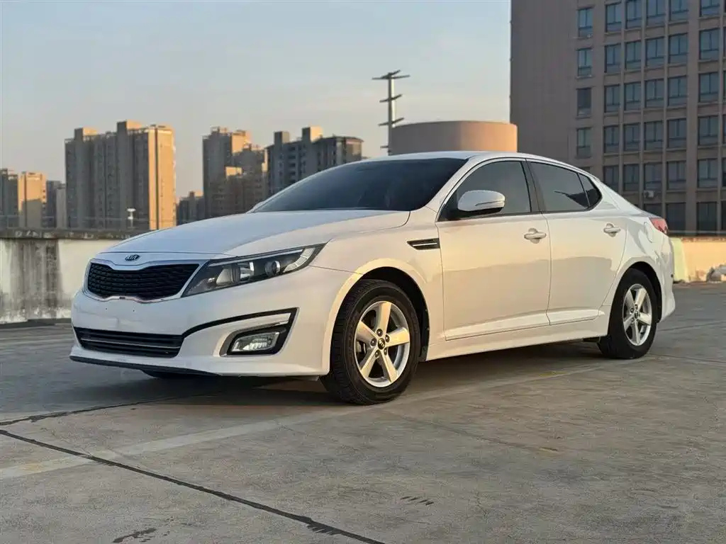 KIA K5 2015