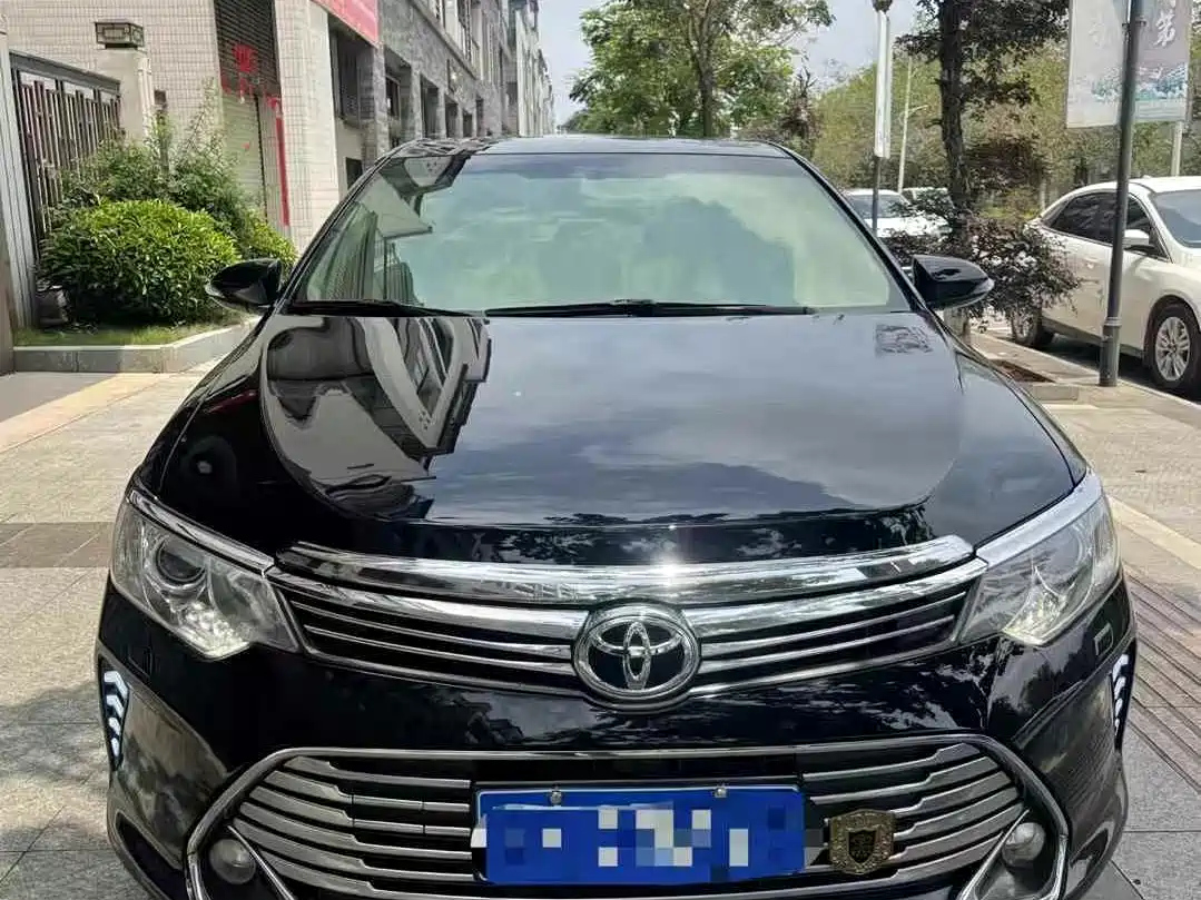 TOYOTA CAMRY 2015