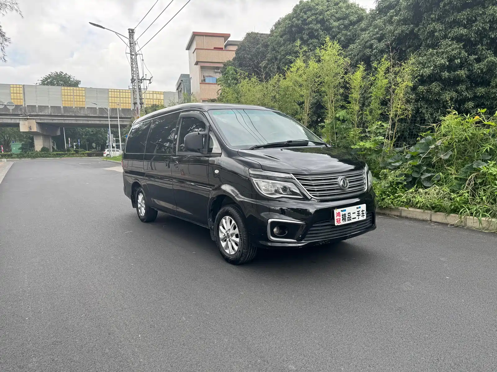 DONGFENG LINGZHI 2017