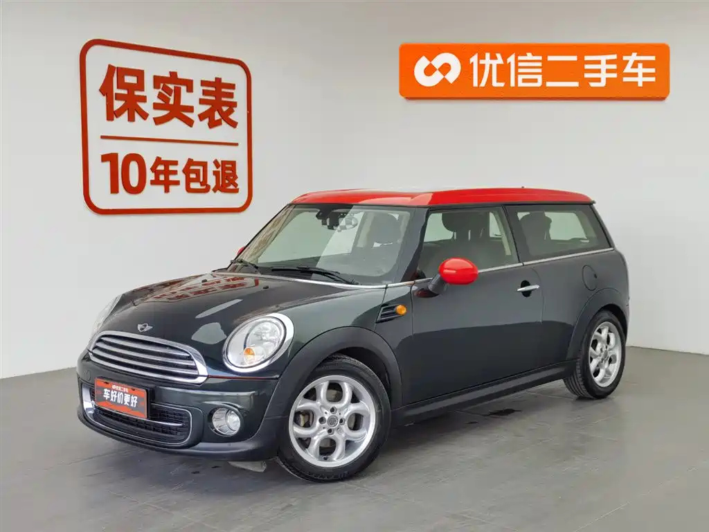 MINI CLUBMAN 2011