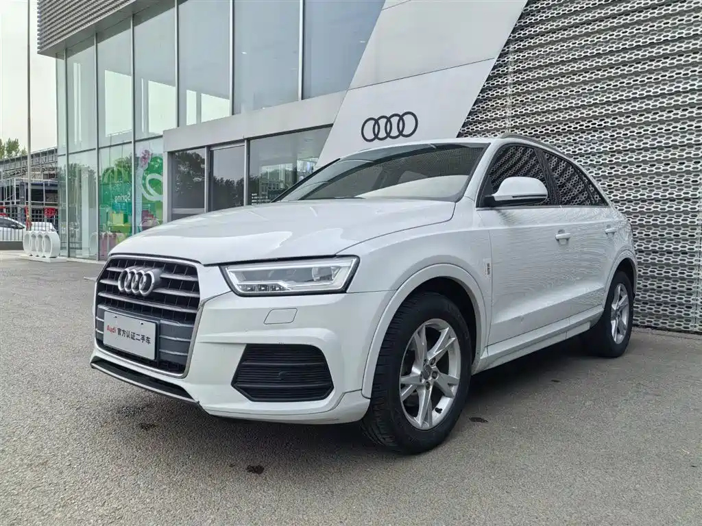 AUDI Q3 2018