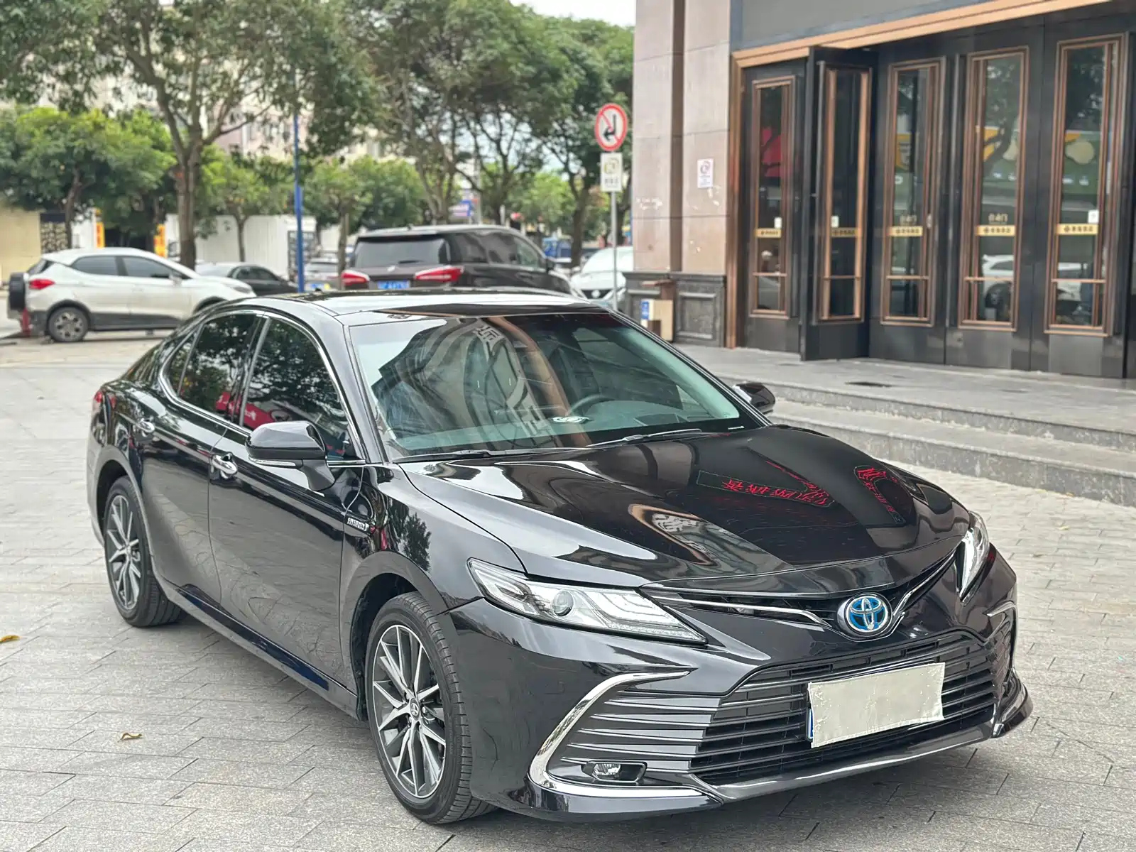 TOYOTA CAMRY 2023