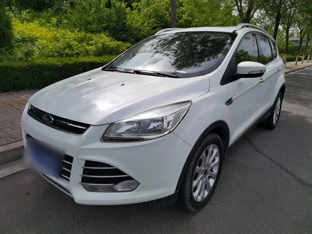 FORD ESCAPE 2015