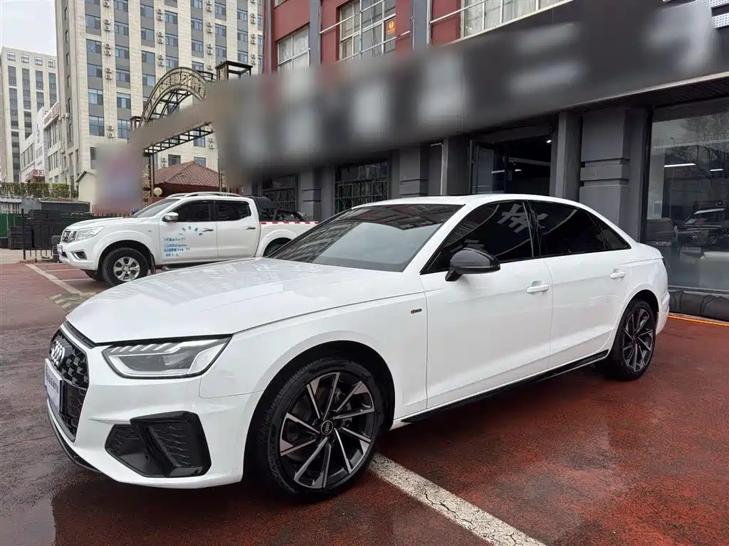 AUDI A4L 2023