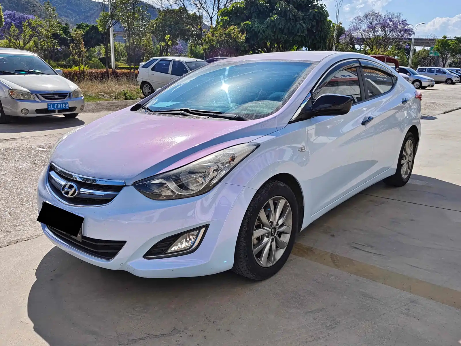 HYUNDAI ELANTRA 2015