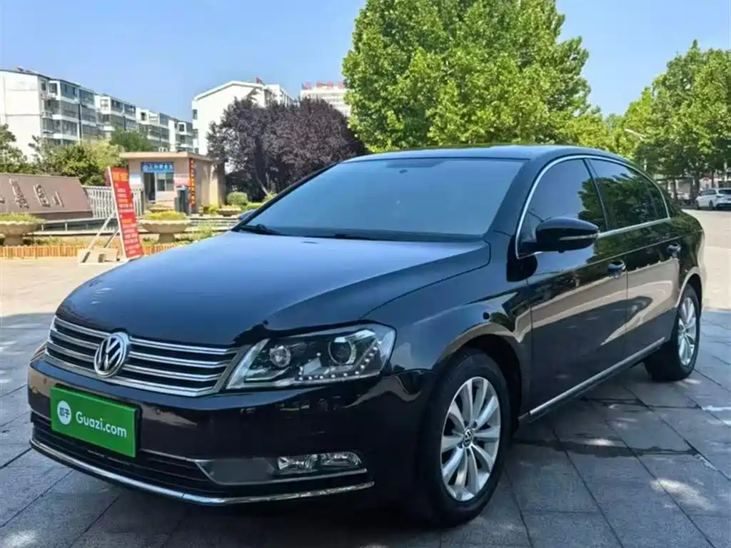 VOLKSWAGEN MAGOTAN 2015