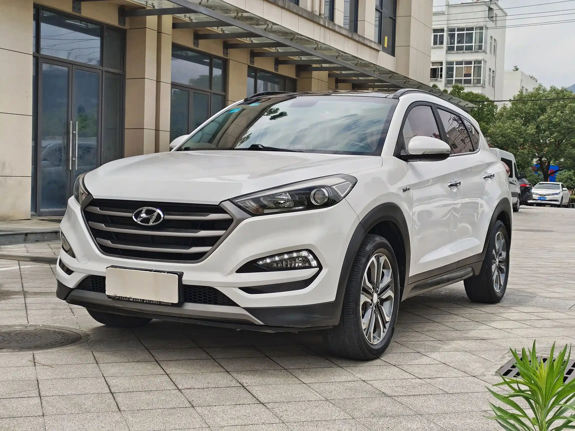 HYUNDAI TUCSON 2015